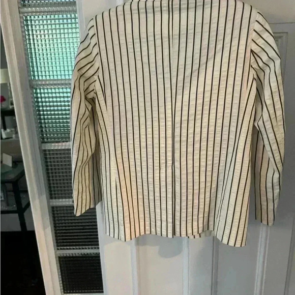 Macleod Italy women’s seersucker blazer. Ivory with black stripes size EU 36 NWT - Picture 3 of 10